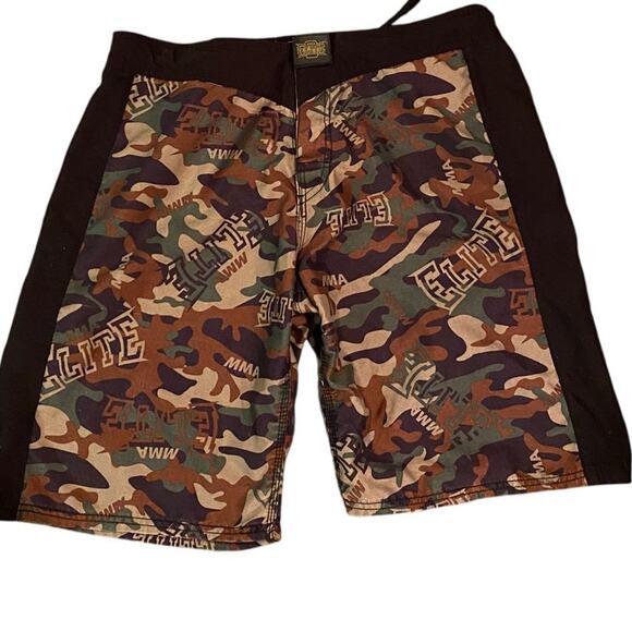 MMA Elite Camo Fight Shorts Black Stripe Belted Size L 28” Waist Training Gear - Picture 1 of 7